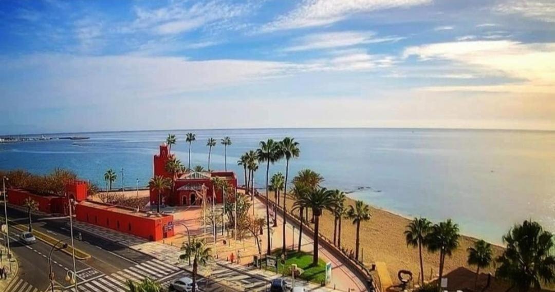 Estudio Benalbeach New Benalmadena Luaran gambar